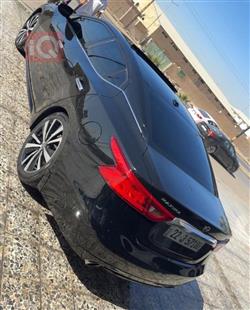 نیسان مەگزیما